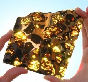 Внеземной минерал — Метеорит Прекрасного Фуканга