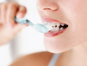 Как выбрать товары для ухода за зубами и полостью рта