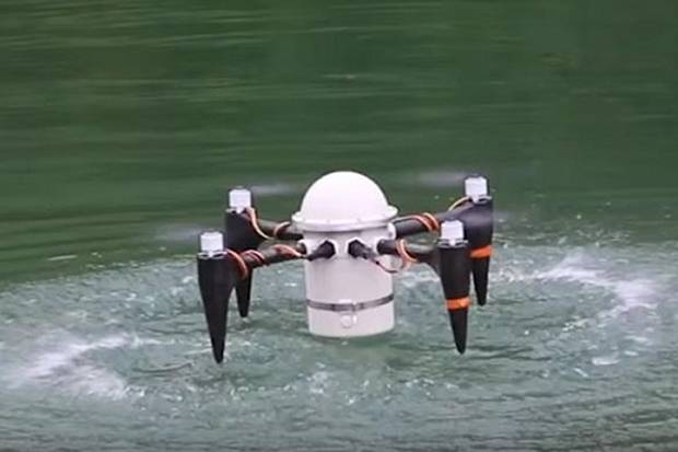Drone-Fly-Cracuns-addition-Also-Capable-Scuba